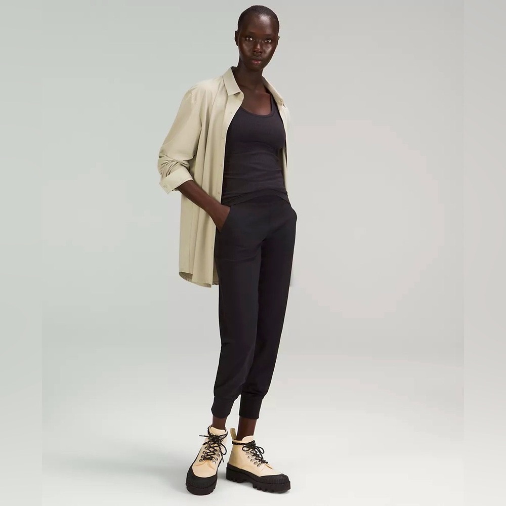 lululemon Align High-Rise Jogger.